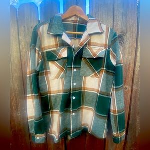 Men’s Flannel Size Small